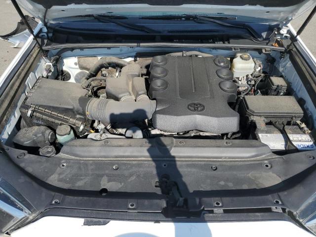 Photo 12 from auction – 2020 TOYOTA 4RUNNER SR with VIN JTEBU5JR0L5764277