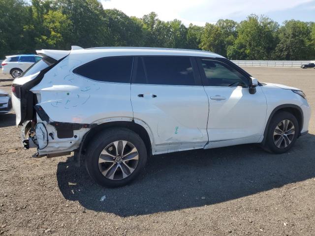 Photo 3 from auction – 2023 TOYOTA HIGHLANDER with VIN 5TDKDRAH7PS010540