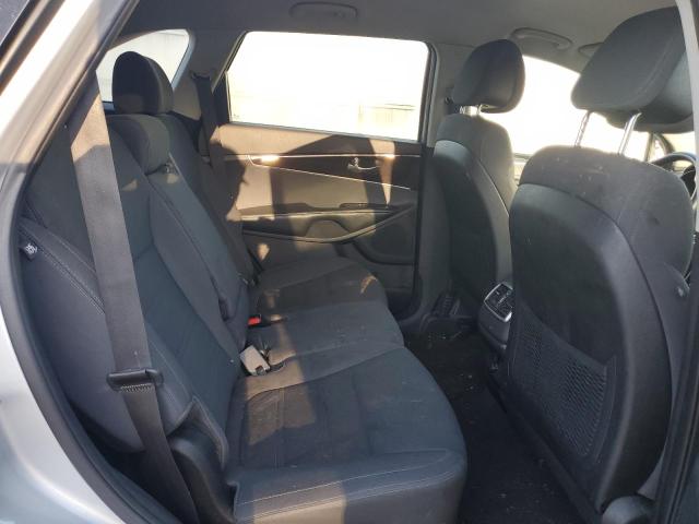 Photo 11 from auction – 2016 KIA SORENTO LX with VIN 5XYPG4A31GG100185