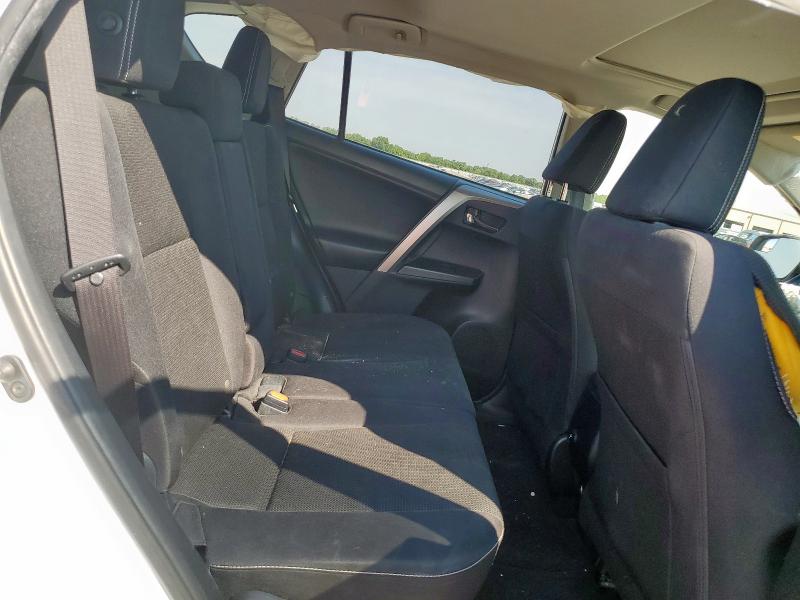 Photo 11 from auction – 2017 TOYOTA RAV4 XLE with VIN JTMWFREV8HD101812