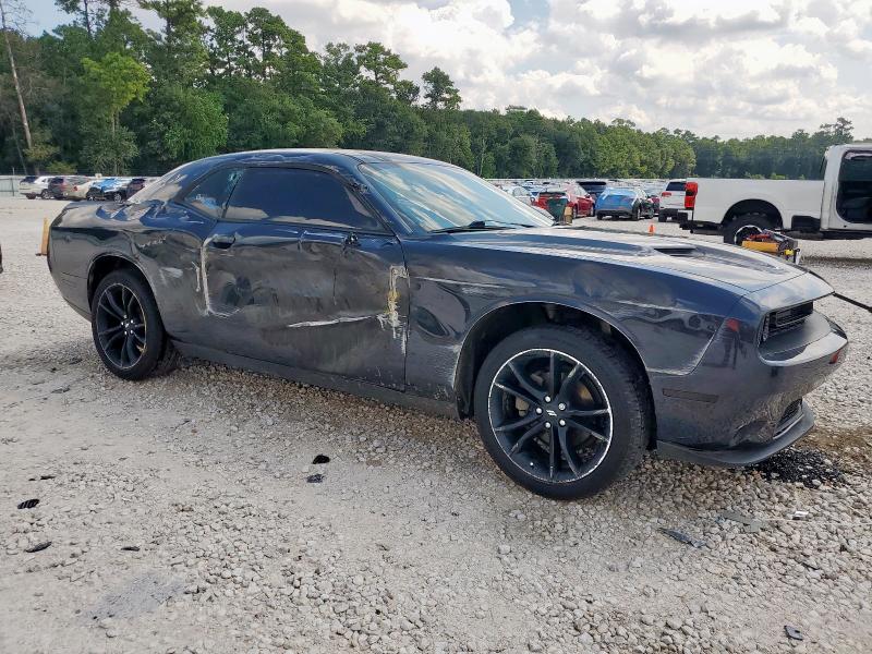 Photo 4 from auction – 2018 DODGE CHALLENGER with VIN 2C3CDZAGXJH215145