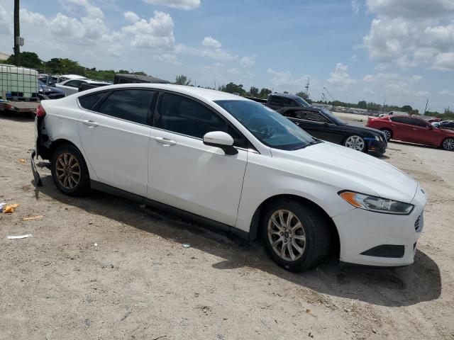 Photo 4 from auction – 2016 FORD FUSION S with VIN 3FA6P0G74GR130405