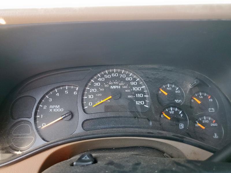 Photo 9 from auction – 2003 CHEVROLET SILVERADO C1500 with VIN 2GCEC19X631207679