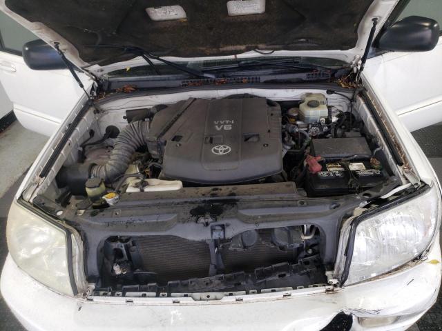 Photo 12 from auction – 2004 TOYOTA 4RUNNER SR5 with VIN JTEZU14R840035560
