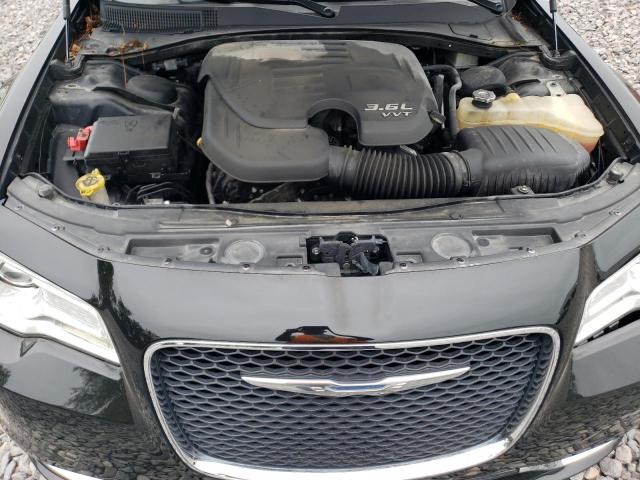 Photo 11 from auction – 2017 CHRYSLER 300 LIMITE with VIN 2C3CCAAG4HH668269