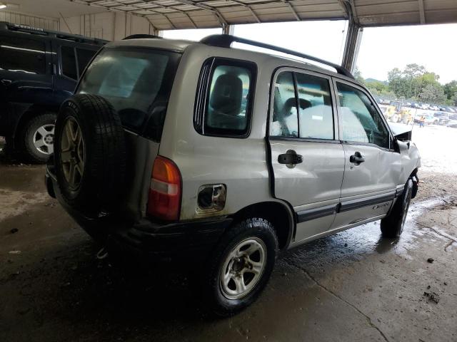 Photo 3 from auction – 2003 CHEVROLET TRACKER with VIN 2CNBJ13C736952177