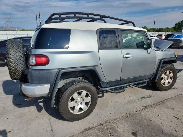 Photo 3 from auction – 2012 TOYOTA FJ CRUISER with VIN JTEBU4BF8CK130831