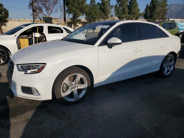 AUDI A3 PREMIUM 2018 with VIN WAUAUGFF2J1019686 - Photo from auction