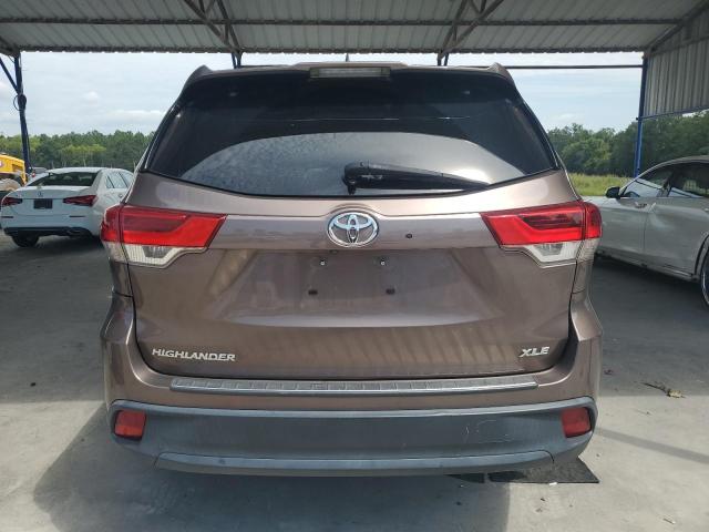 Photo 6 from auction – 2019 TOYOTA HIGHLANDER with VIN 5TDKZRFH6KS346389