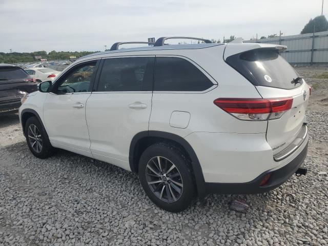 Photo 2 from auction – 2018 TOYOTA HIGHLANDER with VIN 5TDJZRFH1JS557722