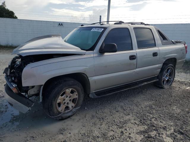 Photo 1 from auction – 2004 CHEVROLET AVALANCHE with VIN 3GNEK12T44G250038
