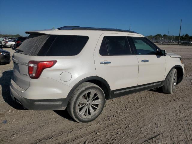 Photo 3 from auction – 2018 FORD EXPLORER LIMITED with VIN 1FM5K8F88JGB14473