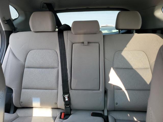 Photo 10 from auction – 2016 HYUNDAI TUCSON SE with VIN KM8J23A42GU208204