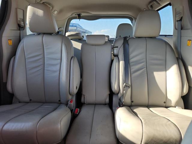 Photo 10 from auction – 2013 TOYOTA SIENNA XLE with VIN 5TDYK3DC8DS332113