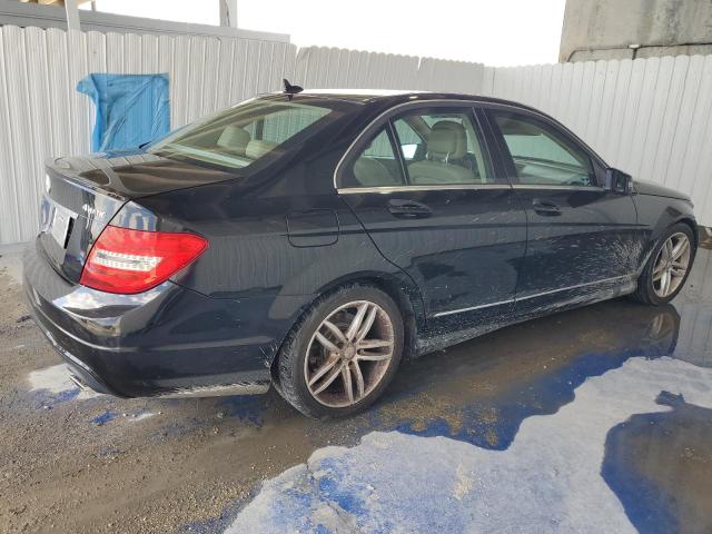 Photo 3 from auction – 2012 MERCEDES-BENZ C 300 4MAT with VIN WDDGF8BB9CA608632