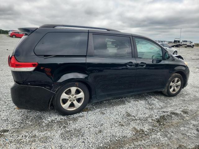 Photo 3 from auction – 2011 TOYOTA SIENNA LE with VIN 5TDKK3DC0BS014540