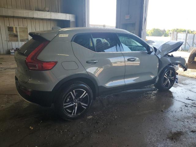 Photo 3 from auction – 2025 VOLVO XC40 CORE with VIN YV4L12UJ5S2603636