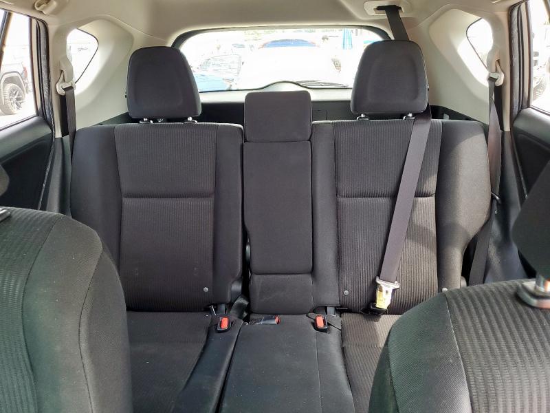 Photo 10 from auction – 2017 TOYOTA RAV4 LE with VIN JTMZFREV1HJ124833