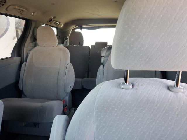 Photo 10 from auction – 2017 TOYOTA SIENNA LE with VIN 5TDKZ3DC9HS900358