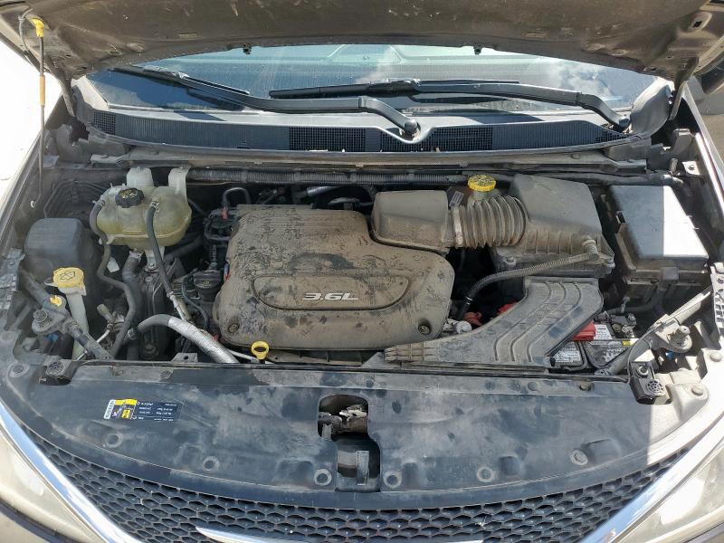 Photo 12 from auction – 2017 CHRYSLER PACIFICA T with VIN 2C4RC1BG4HR846356