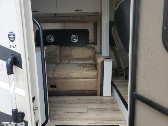 Photo 6 from auction – 2017 FORD ECONOLINE with VIN 1FC4E4KS6HDC24466