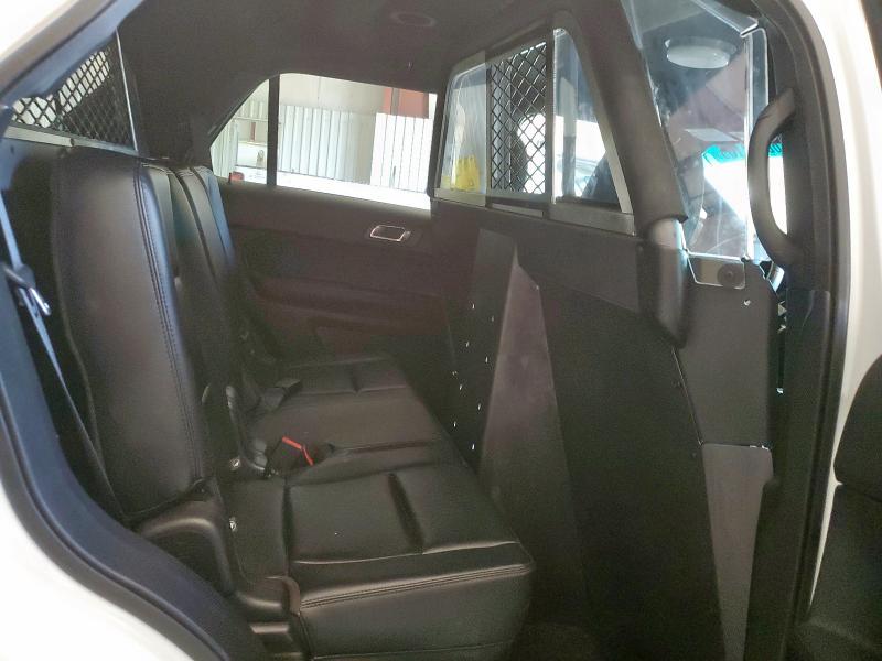 Photo 11 from auction – 2016 FORD EXPLORER POLICE INTERCEPTOR with VIN 1FM5K8AR0GGB13309