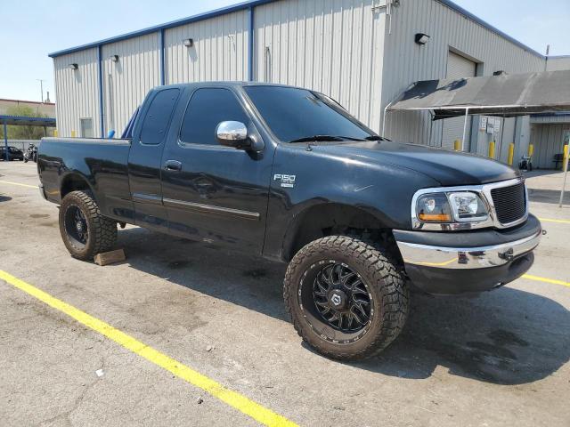 Photo 4 from auction – 2000 FORD F150 with VIN 1FTRX17L2YNA15624
