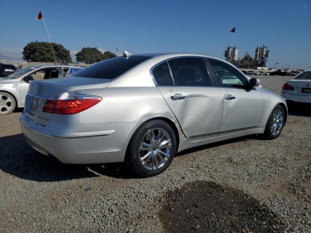 Photo 3 from auction – 2011 HYUNDAI GENESIS 4. with VIN KMHGC4DF6BU127662