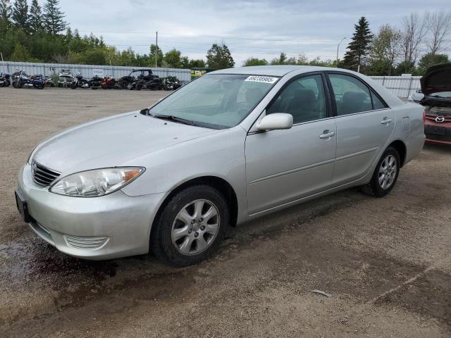 TOYOTA CAMRY LE 2005 with VIN 4T1BF32K15U602795 - Photo from auction