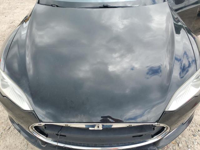 Photo 11 from auction – 2013 TESLA MODEL S with VIN 5YJSA1BC5DFP10893