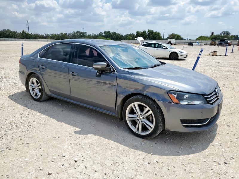 Photo 4 from auction – 2014 VOLKSWAGEN PASSAT SE with VIN 1VWBS7A39EC119396