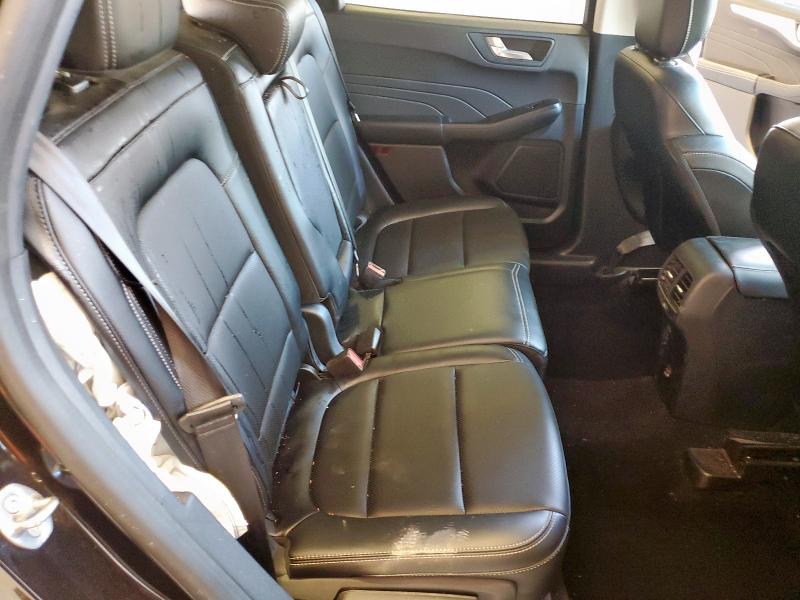 Photo 11 from auction – 2022 FORD ESCAPE SEL with VIN 1FMCU0H69NUB78432
