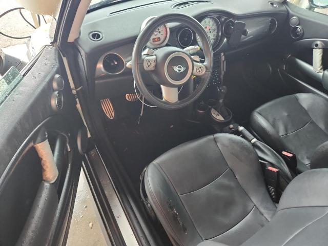 Photo 8 from auction – 2006 MINI COOPER S with VIN WMWRE33536TJ37276
