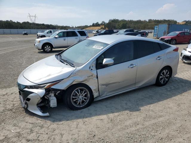 TOYOTA PRIUS PRIME 2017 with VIN JTDKARFP3H3006013 - Photo from auction
