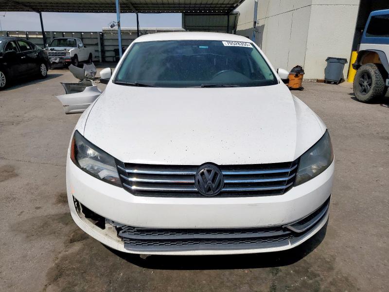Photo 5 from auction – 2014 VOLKSWAGEN PASSAT S with VIN 1VWAT7A32EC039365