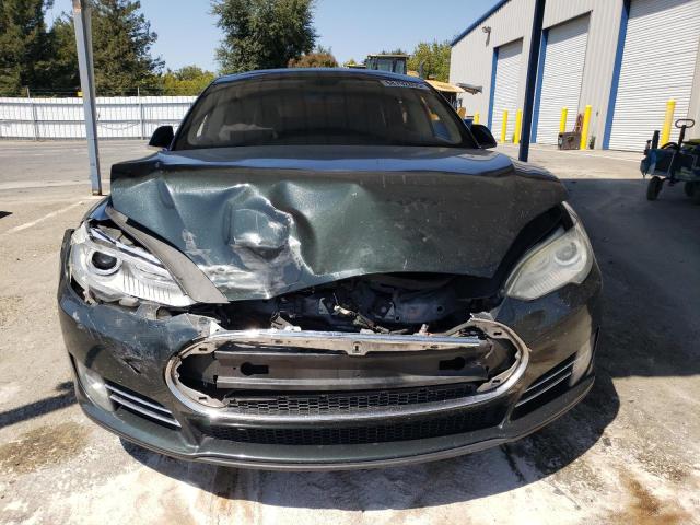 Photo 5 from auction – 2013 TESLA MODEL S with VIN 5YJSA1CN1DFP05917