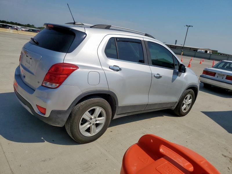Photo 3 from auction – 2017 CHEVROLET TRAX LS with VIN KL7CJLSB0JB647768