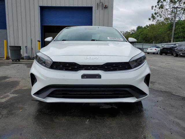 Photo 5 from auction – 2023 KIA FORTE LX with VIN 3KPF24AD5PE616372