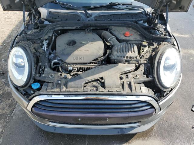 Photo 11 from auction – 2017 MINI COOPER with VIN WMWXP5C39H2F61682