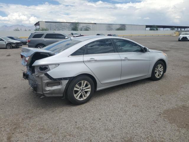 Photo 3 from auction – 2012 HYUNDAI SONATA GLS with VIN 5NPEB4AC4CH333423