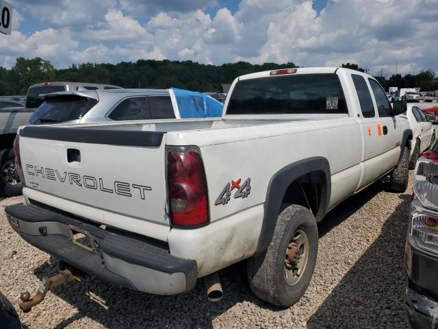 Photo 3 from auction – 2004 CHEVROLET K2500 with VIN 1GCHK29UX4E161480