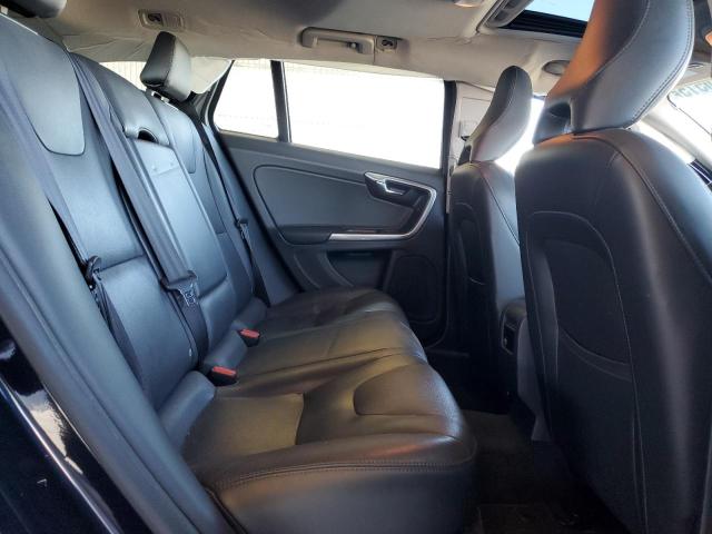 Photo 10 from auction – 2016 VOLVO V60 T5 PREMIER with VIN YV140MEK0G1306407