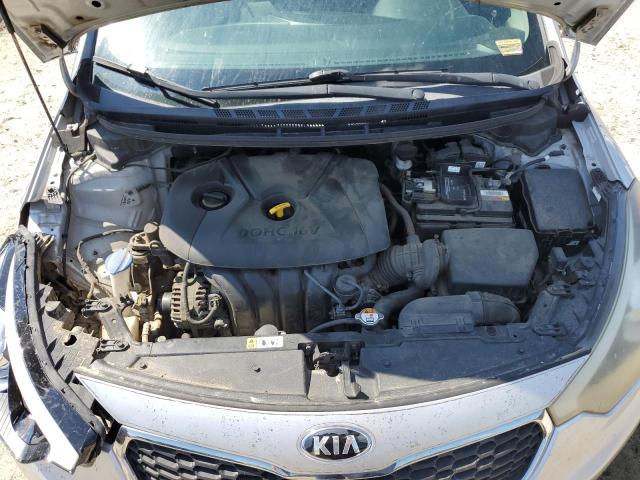 Photo 11 from auction – 2015 KIA FORTE LX with VIN KNAFK4A6XF5292408
