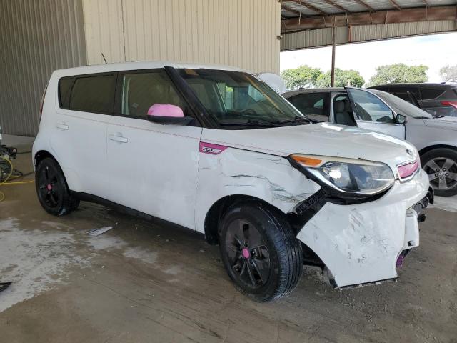 Photo 4 from auction – 2016 KIA SOUL with VIN KNDJN2A25G7258209