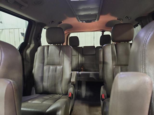 Photo 10 from auction – 2013 CHRYSLER TOWN & COU with VIN 2C4RC1CG0DR647460