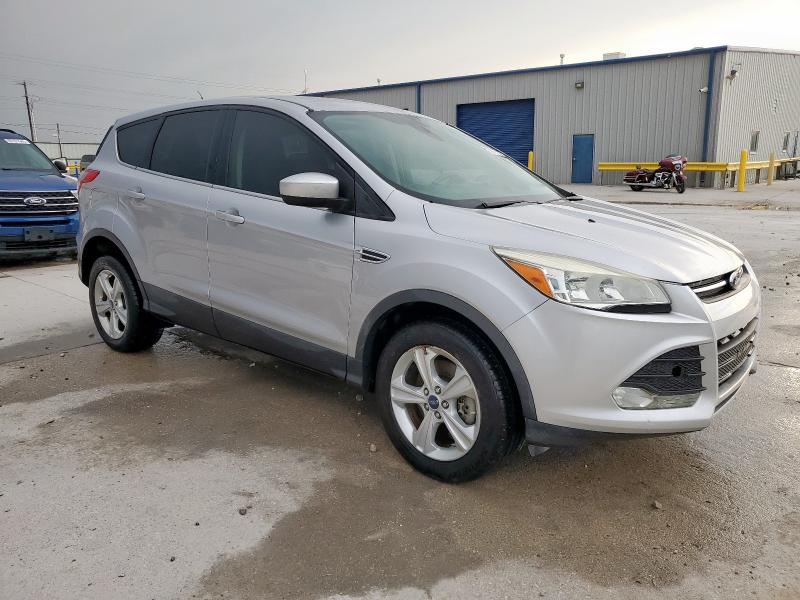 Photo 4 from auction – 2016 FORD ESCAPE SE with VIN 1FMCU9GX9GUC61084