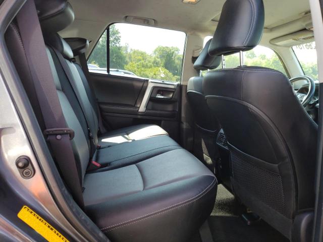 Photo 11 from auction – 2017 TOYOTA 4RUNNER SR with VIN JTEBU5JR7H5435079