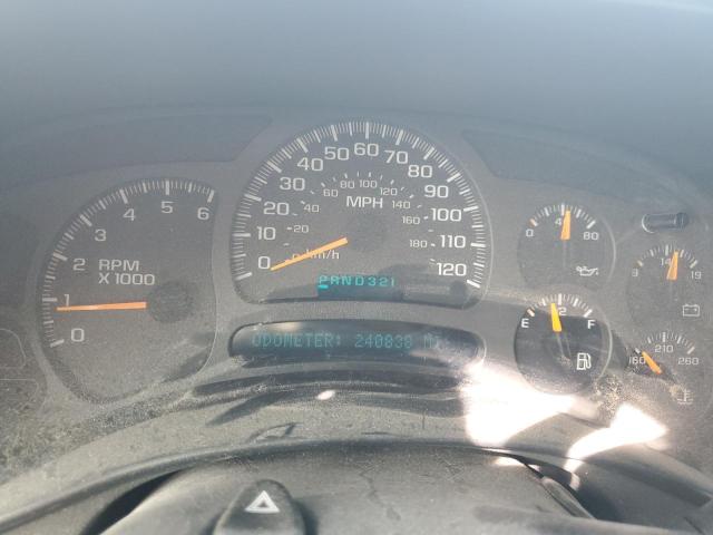 Photo 9 from auction – 2004 CHEVROLET SILVERADO C1500 with VIN 2GCEC19V741140963