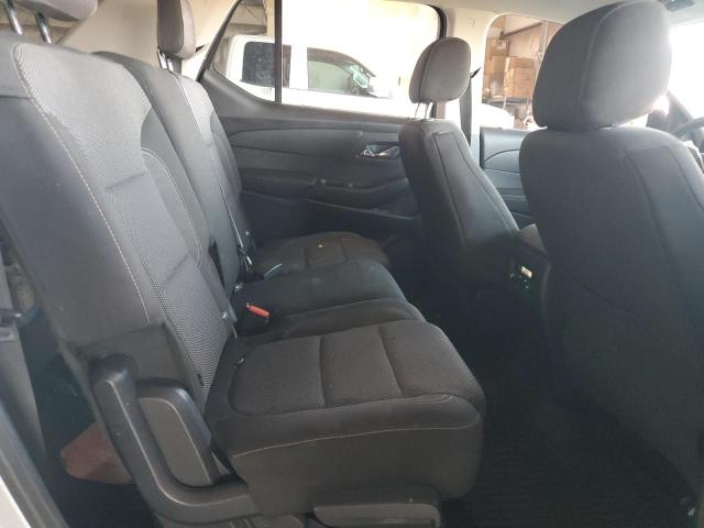 Photo 10 from auction – 2018 CHEVROLET TRAVERSE L with VIN 1GNERFKW8JJ262366