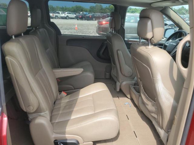 Photo 11 from auction – 2016 CHRYSLER TOWN & COU with VIN 2C4RC1CG2GR221502